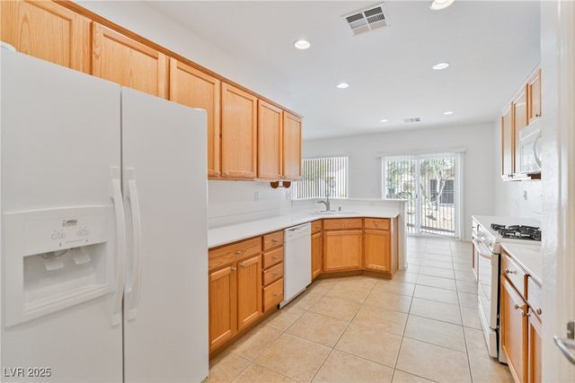 7922 Crested Starling Court, North Las Vegas, NV 89084