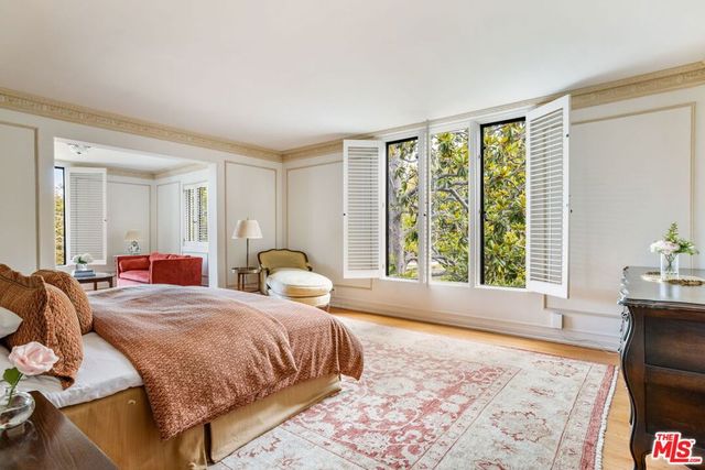 191 S Hudson Avenue, Los Angeles, CA 90004