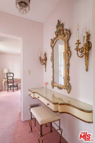 191 S Hudson Avenue, Los Angeles, CA 90004