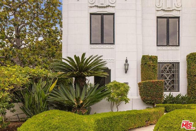 191 S Hudson Avenue, Los Angeles, CA 90004