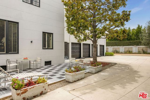 191 S Hudson Avenue, Los Angeles, CA 90004