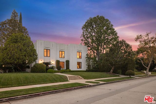 191 S Hudson Avenue, Los Angeles, CA 90004