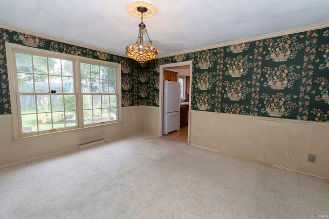 5624 Danbury Drive, South Bend, IN 46614