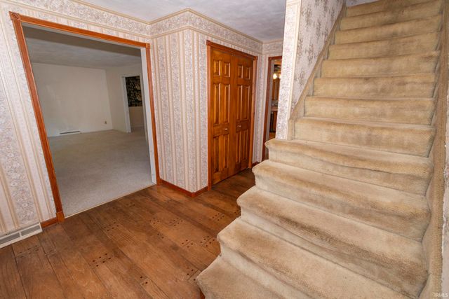 5624 Danbury Drive, South Bend, IN 46614
