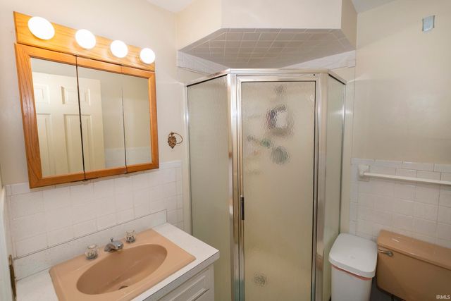 5624 Danbury Drive, South Bend, IN 46614