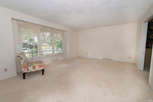 5624 Danbury Drive, South Bend, IN 46614
