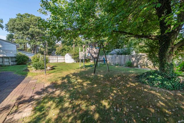 5624 Danbury Drive, South Bend, IN 46614