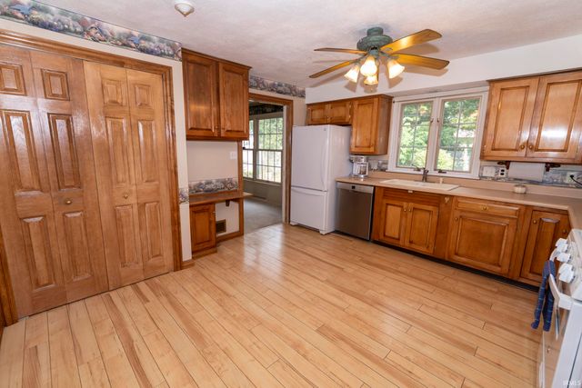 5624 Danbury Drive, South Bend, IN 46614
