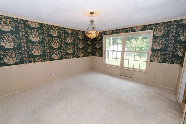 5624 Danbury Drive, South Bend, IN 46614