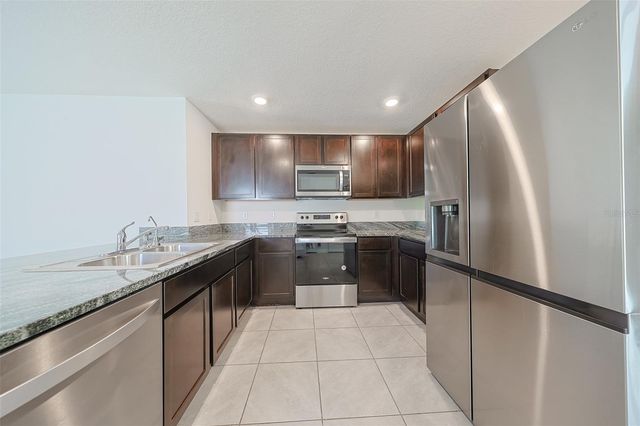 12136 LILY MAGNOLIA LANE, Riverview, FL 33569