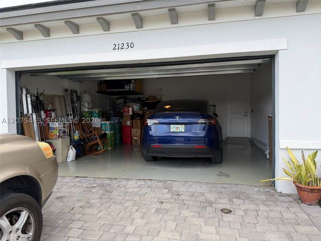 21230 SW 127th Pl, Miami, FL 33177