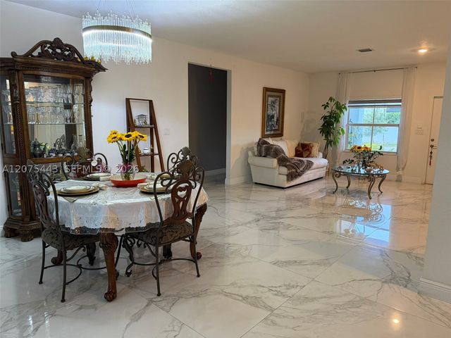 21230 SW 127th Pl, Miami, FL 33177