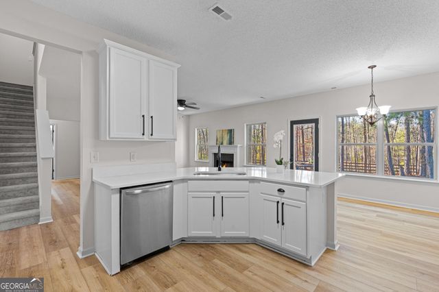 117 Martins Pond Road, Newnan, GA 30263