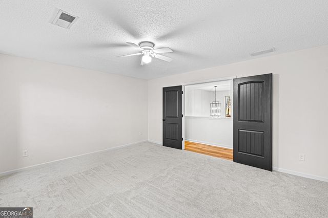 117 Martins Pond Road, Newnan, GA 30263