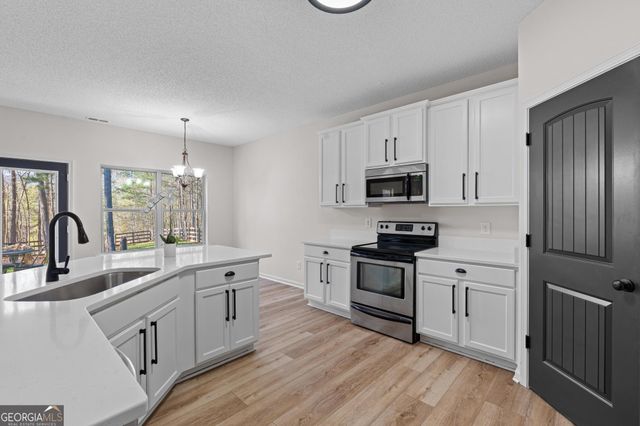 117 Martins Pond Road, Newnan, GA 30263