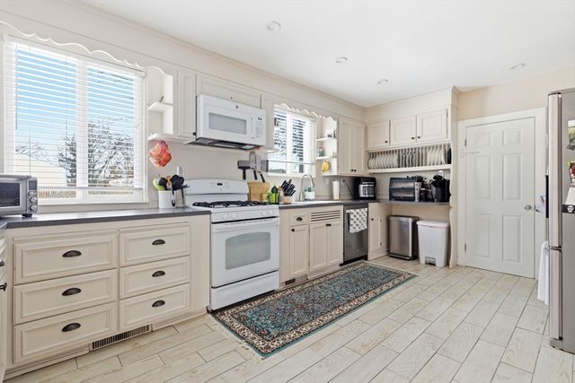 16 High Rock, Newton, MA 02467