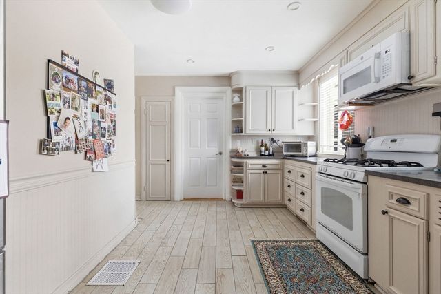 16 High Rock, Newton, MA 02467