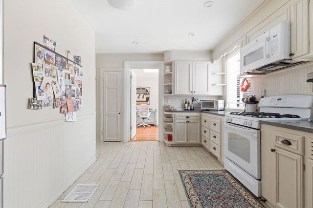 16 High Rock, Newton, MA 02467