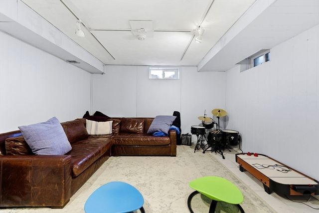 16 High Rock, Newton, MA 02467