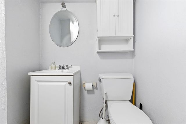 16 High Rock, Newton, MA 02467