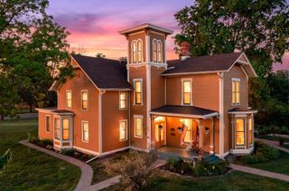 718 Vermillion Street, Hastings, MN 55033