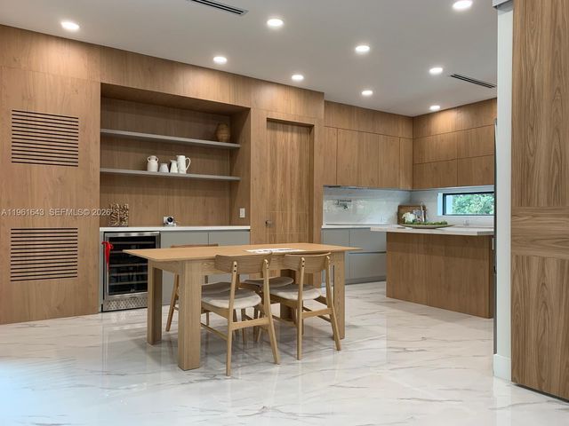 1700 NE 18th St 0, Fort Lauderdale, FL 33305