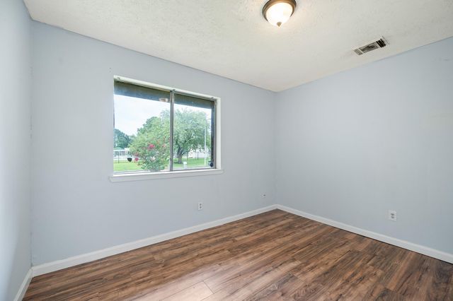 13910 New Village Lane, Sugar Land, TX 77498