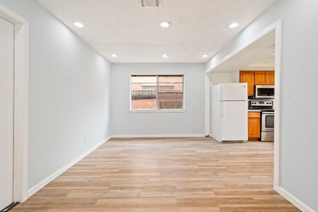 13910 New Village Lane, Sugar Land, TX 77498