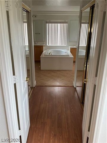 7949 Mosaic Harbor Avenue, Las Vegas, NV 89117