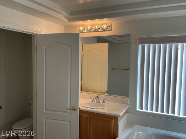 7949 Mosaic Harbor Avenue, Las Vegas, NV 89117