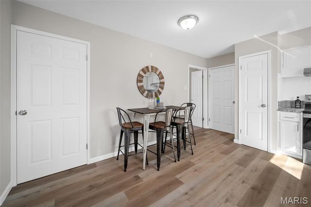 3906 Argonne Forest Drive, Florissant, MO 63034