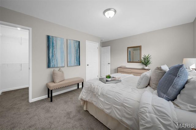 3906 Argonne Forest Drive, Florissant, MO 63034