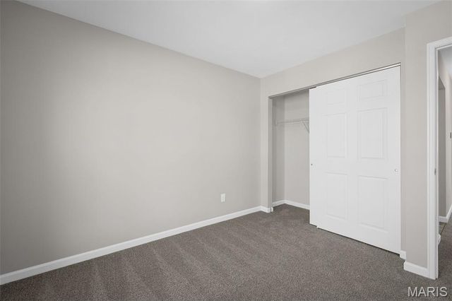 3906 Argonne Forest Drive, Florissant, MO 63034