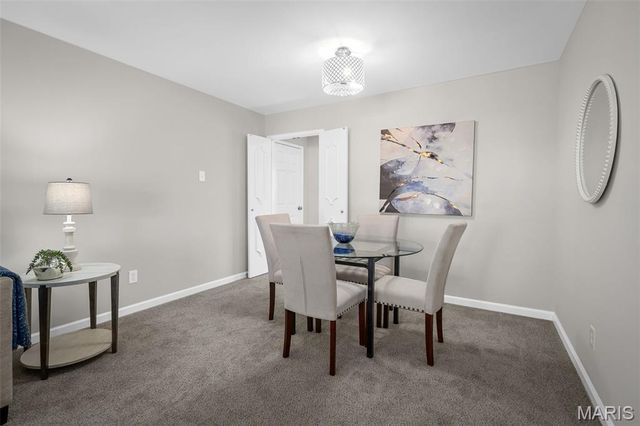 3906 Argonne Forest Drive, Florissant, MO 63034