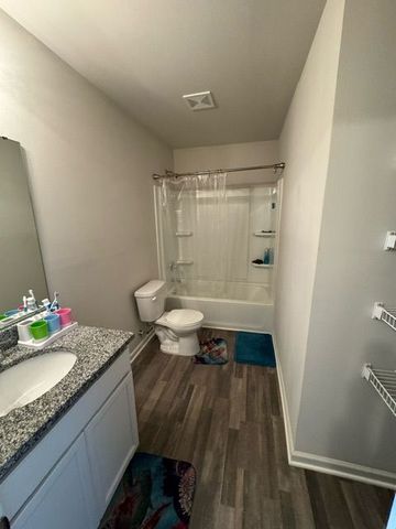 16913 ABERDEEN Drive, Romulus, MI 48174