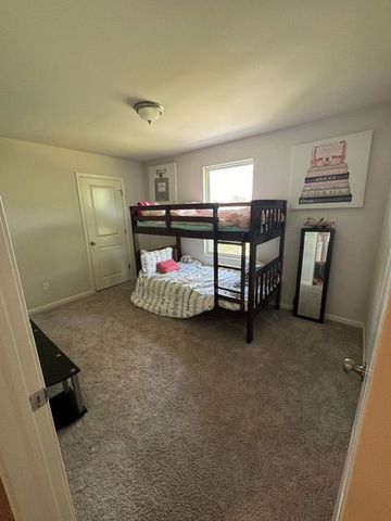 16913 ABERDEEN Drive, Romulus, MI 48174