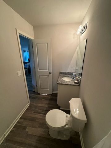 16913 ABERDEEN Drive, Romulus, MI 48174