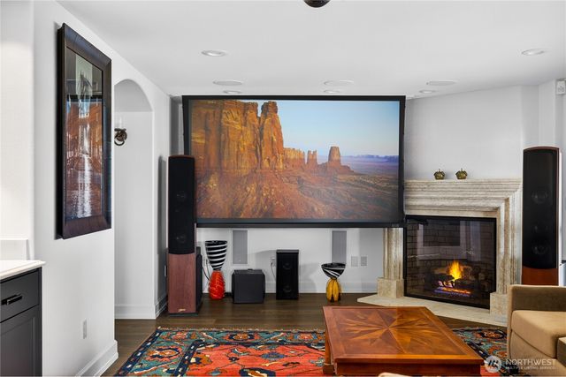 4002 Oakes Avenue, Anacortes, WA 98221