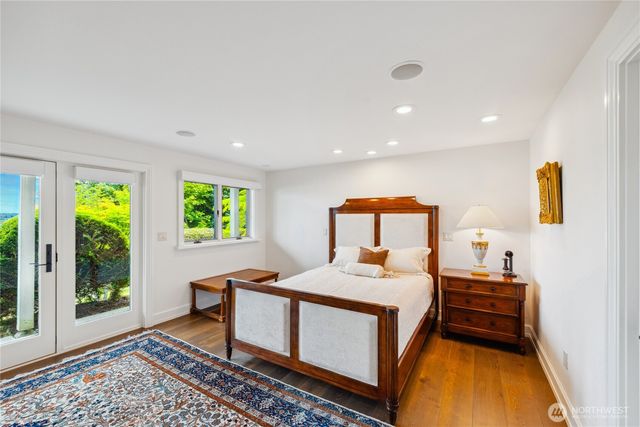 4002 Oakes Avenue, Anacortes, WA 98221