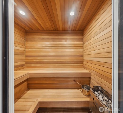 4002 Oakes Avenue, Anacortes, WA 98221