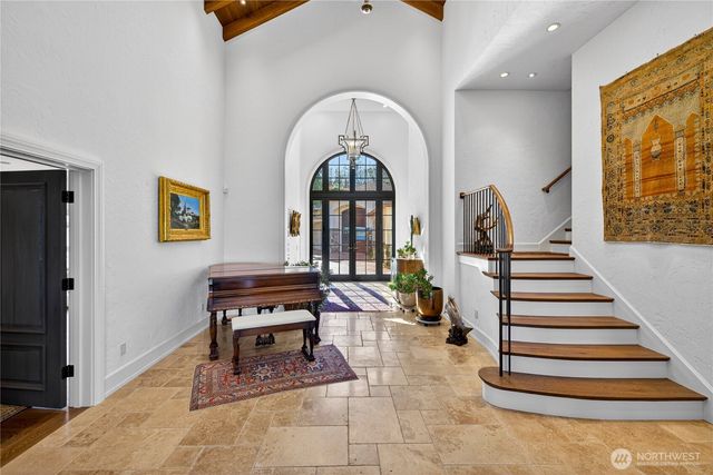 4002 Oakes Avenue, Anacortes, WA 98221