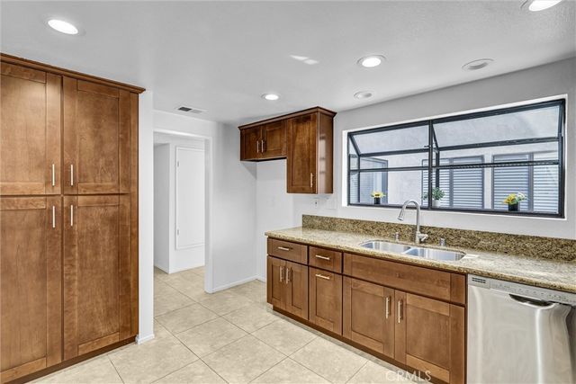 15 Grenache, Irvine, CA 92614