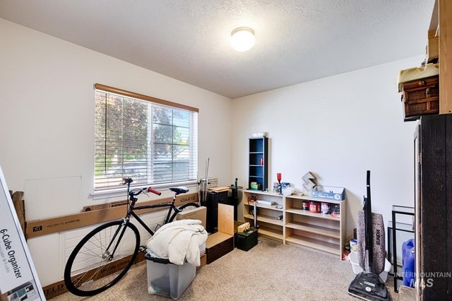 541 E Great Bear St, Kuna, ID 83634