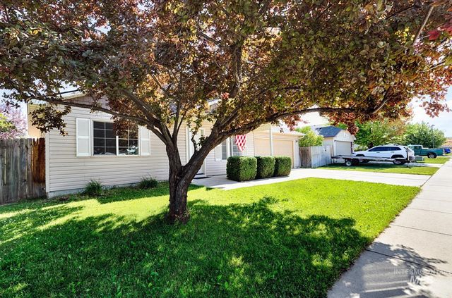 541 E Great Bear St, Kuna, ID 83634
