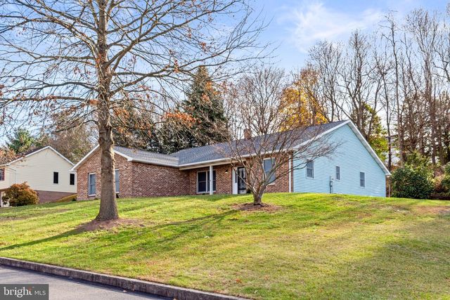 451 BOYER ST, Halifax, PA 17032