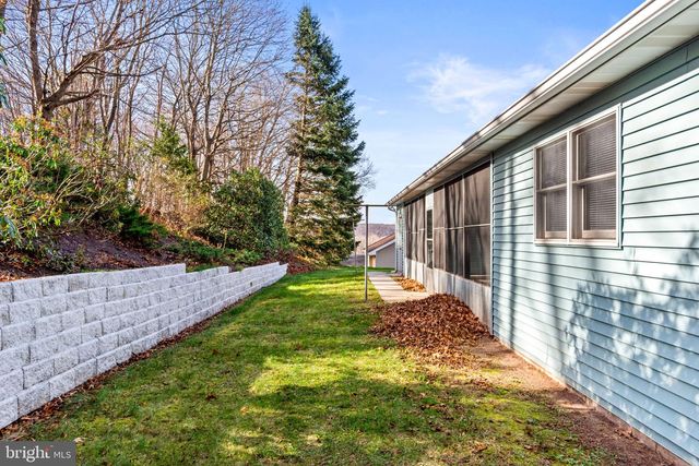 451 BOYER ST, Halifax, PA 17032