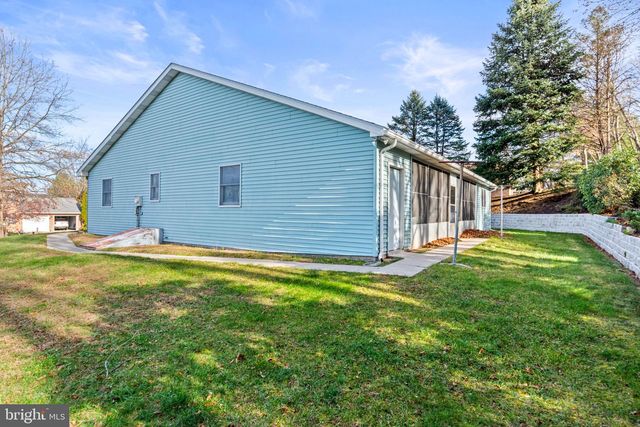 451 BOYER ST, Halifax, PA 17032