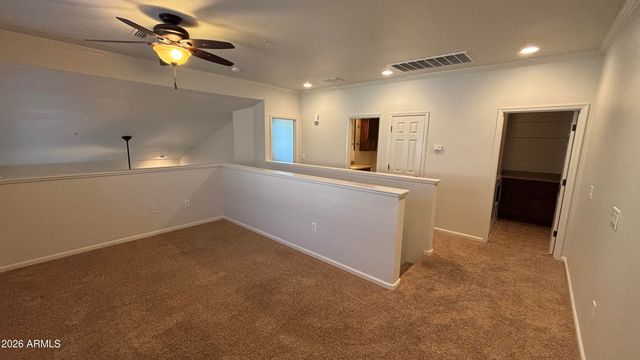 42424 N GAVILAN PEAK Parkway 2104, Anthem, AZ 85086