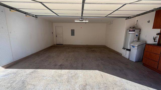 42424 N GAVILAN PEAK Parkway 2104, Anthem, AZ 85086