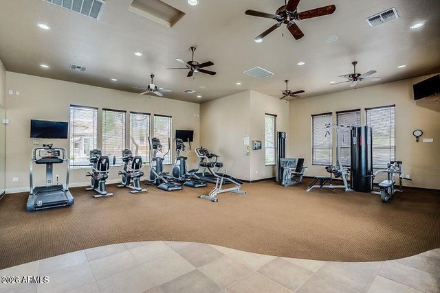 42424 N GAVILAN PEAK Parkway 2104, Anthem, AZ 85086